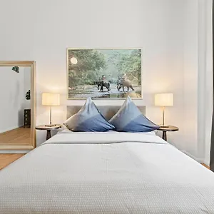 The Weichsel, 3br Up To 6 People In Friedrichshain Appartamento Berlino