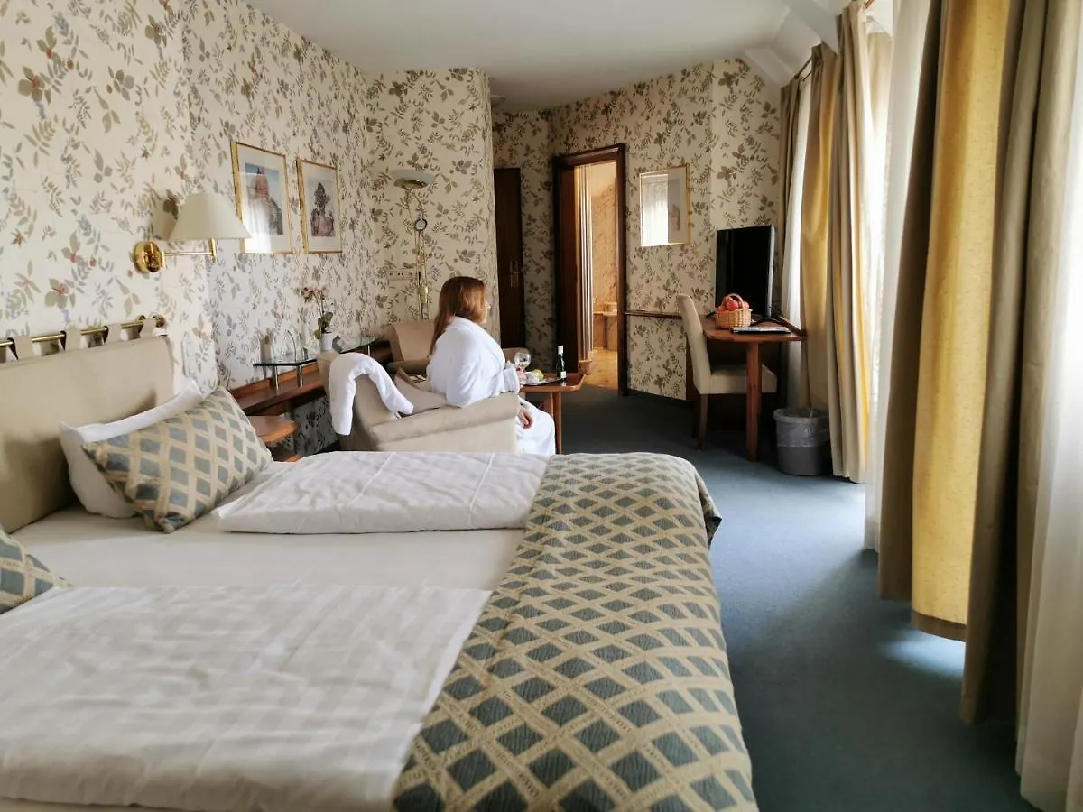 Hotel Cristal Neurenberg